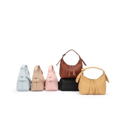 Koja je razlika između novčanika s lancem preko tijela i torbe preko tijela?